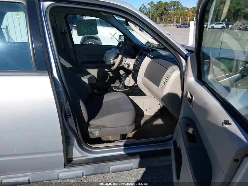 2010 Ford Escape Xls