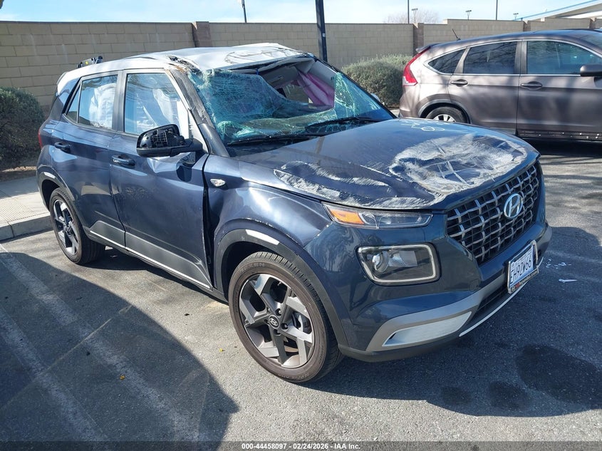 2026 Hyundai Venue Sel W/Two-Tone Roof