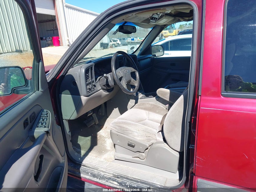 2004 Chevrolet Suburban 1500 Ls