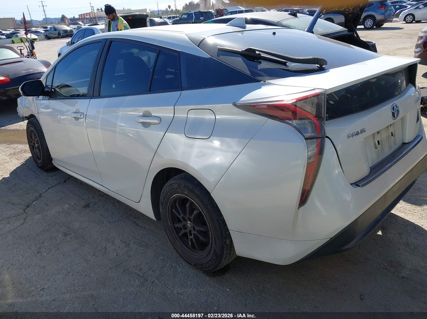 2016 Toyota Prius Three