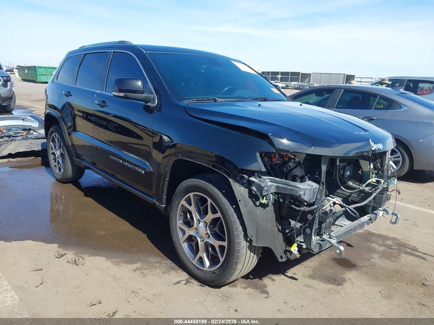 2018 Jeep Grand Cherokee Sterling Edition 4X2