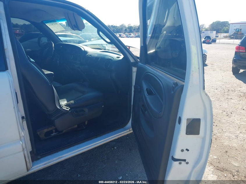 2001 Dodge Ram 1500 St