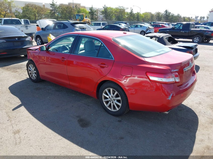 2011 Toyota Camry Xle V6