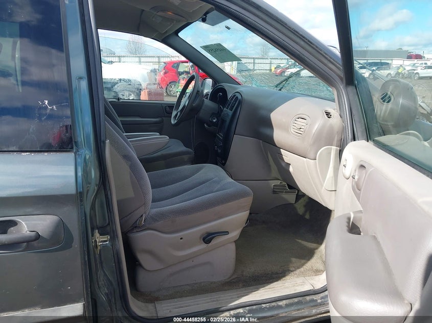 2003 Dodge Caravan Se