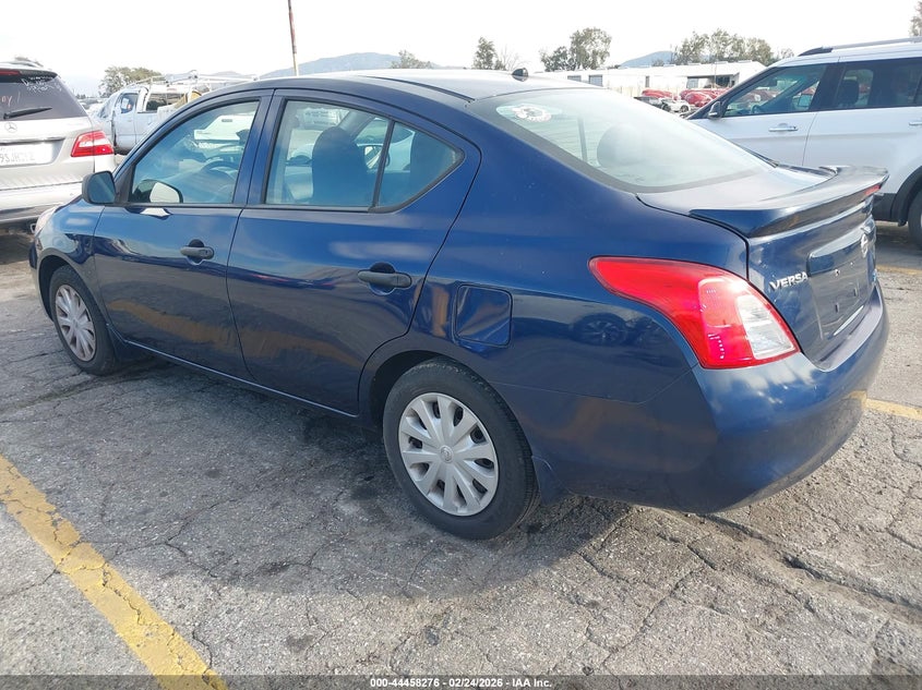 2013 Nissan Versa 1.6 S+