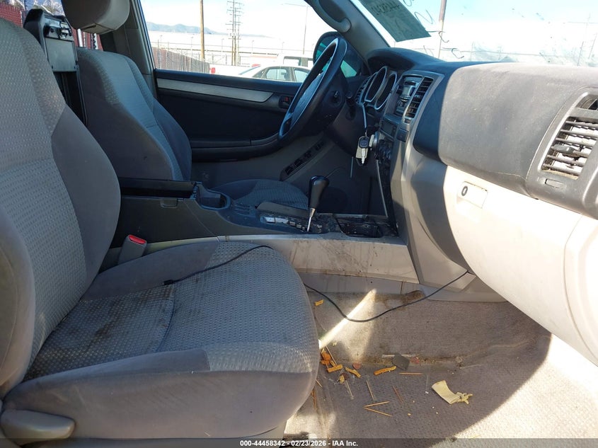 2005 Toyota 4Runner Sr5 V8