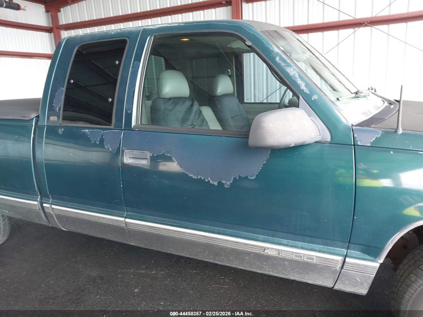 1997 Chevrolet C1500 Fleetside VIN: 2GCEC19R5V1178065 Lot: 44458357