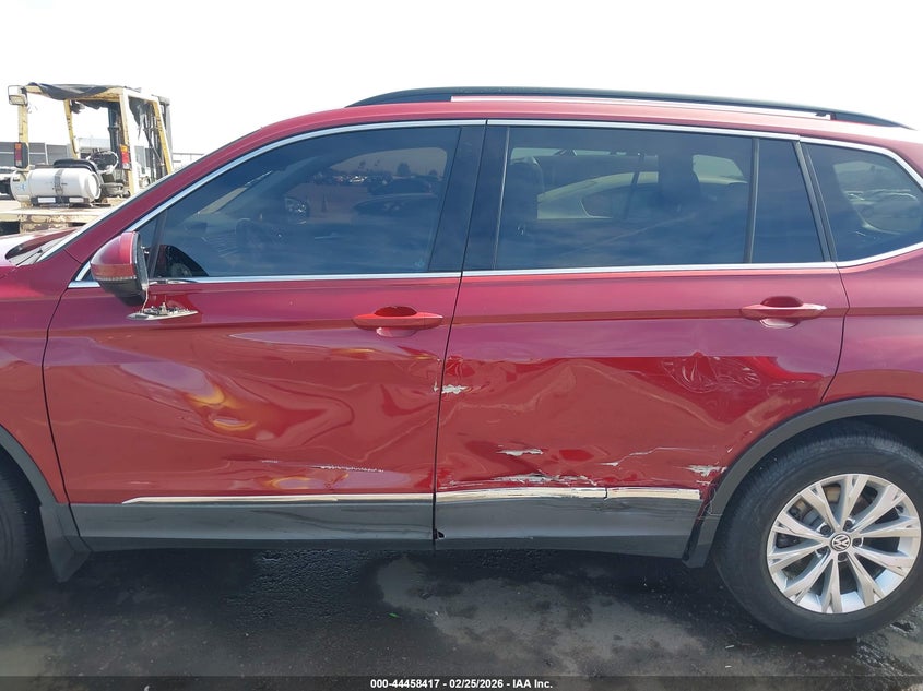 2018 Volkswagen Tiguan 2.0T Se/2.0T Sel VIN: 3VV3B7AX1JM031446 Lot: 44458417