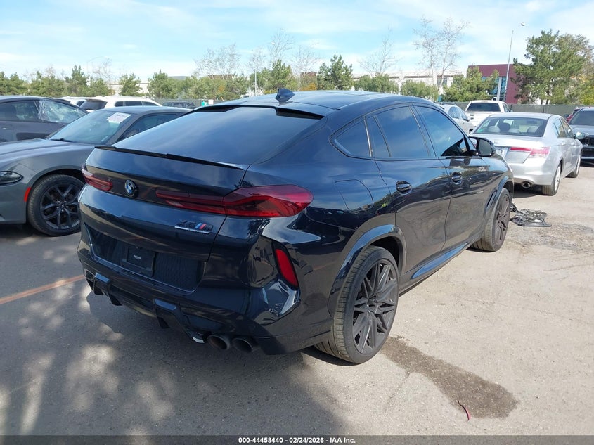 2021 BMW X6 M