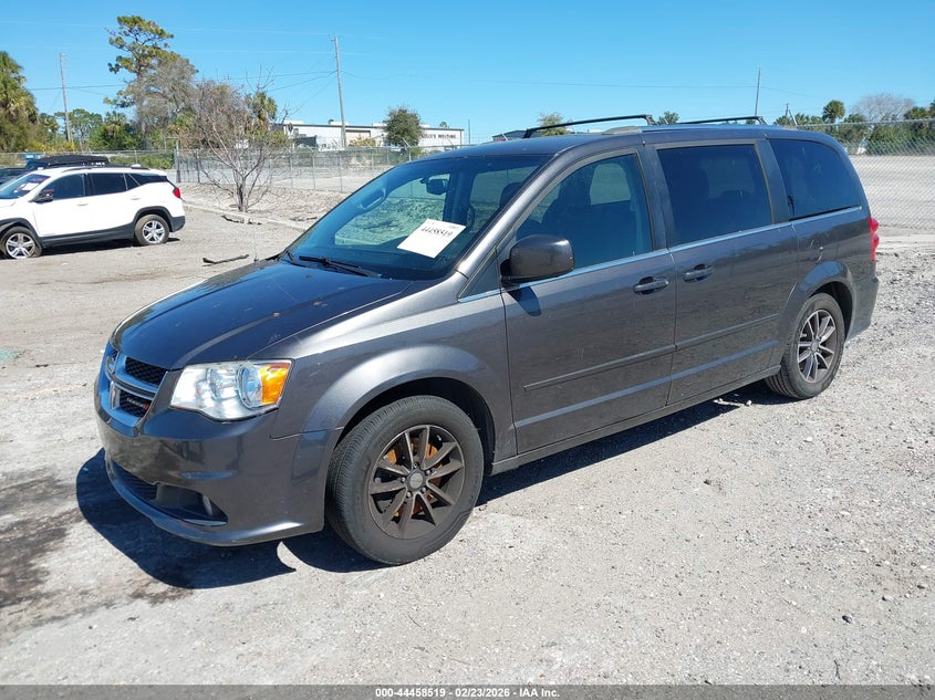 Vin: 2c4rdgcg2hr604874, lot: 44955186, dodge grand caravan sxt 20172