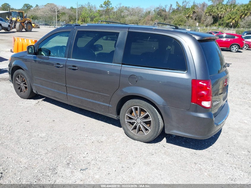 Vin: 2c4rdgcg2hr604874, lot: 44955186, dodge grand caravan sxt 20173