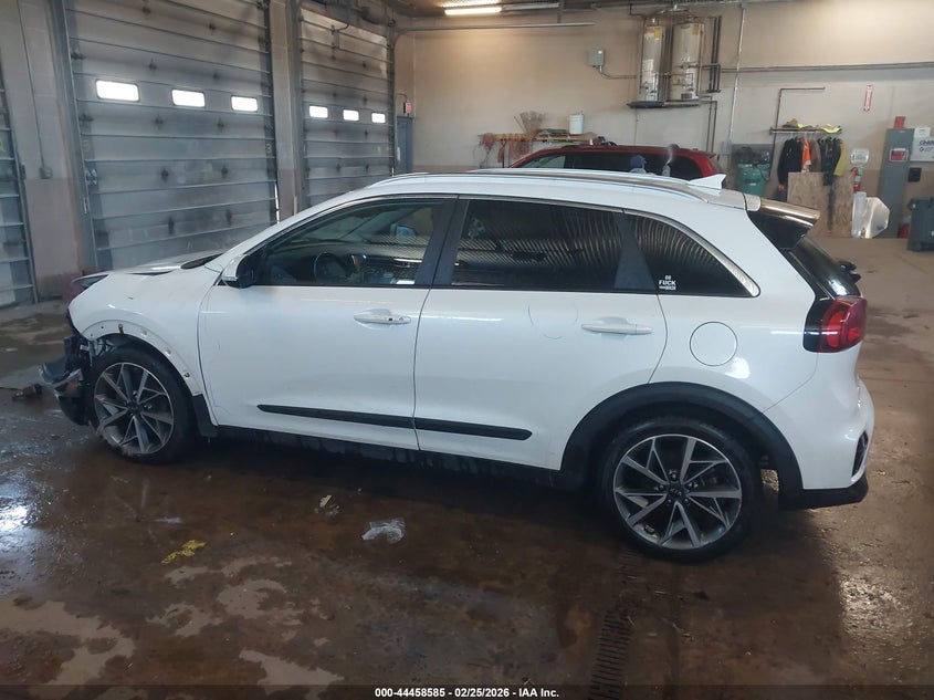 VIN KNDCC3LC3M5482208 2021 KIA NIRO TOURING