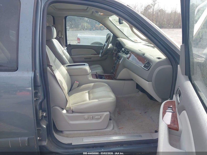 Auction sale of the 2008 CHEVROLET TAHOE , vin: 1GNFC13038J130029, lot number: 44458588