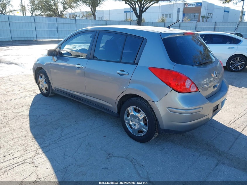 2012 Nissan Versa 1.8 S