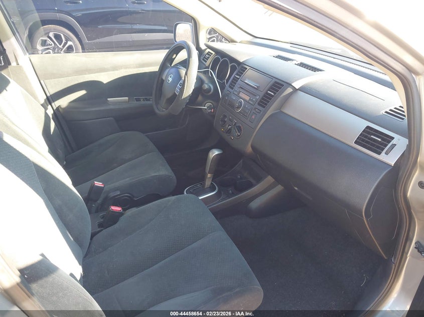 2012 Nissan Versa 1.8 S