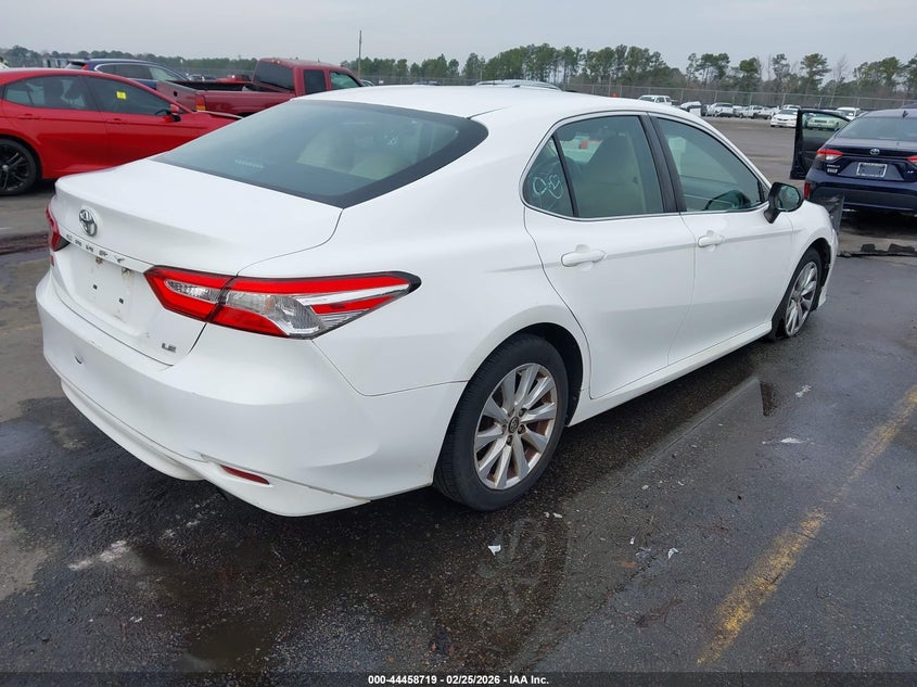 2018 TOYOTA CAMRY auction photo 4