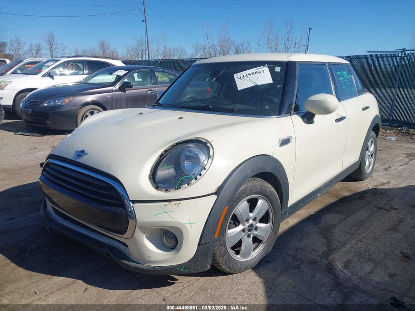 Vin: wmwxu7c01m2p40090, lot: 44955528, mini hardtop cooper 20212
