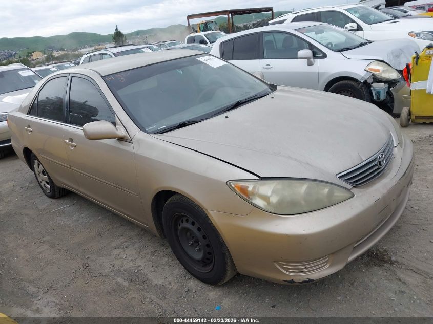 2005 Toyota Camry Le