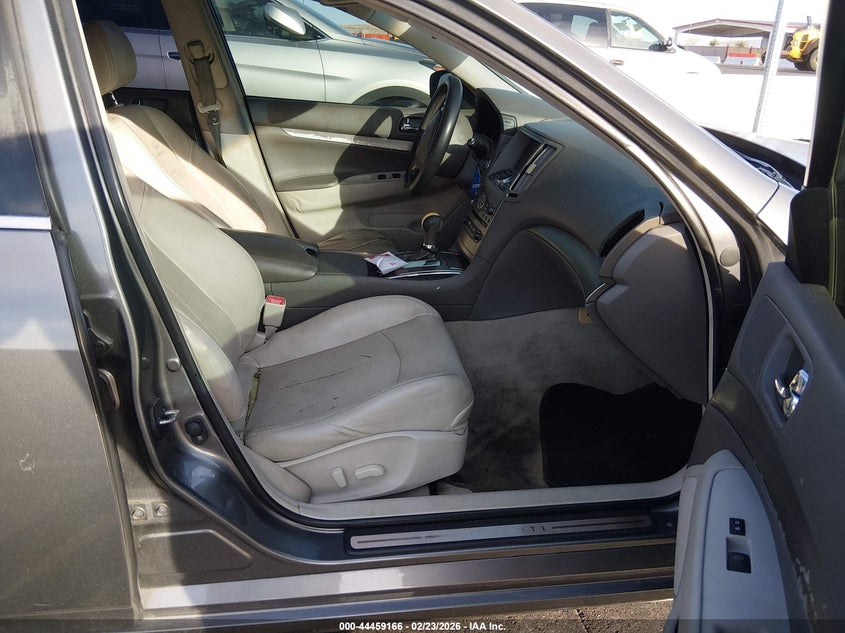 2012 Infiniti G25 Journey