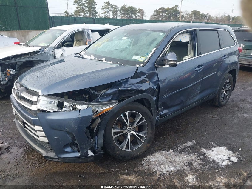 2019 Toyota Highlander Le Plus
