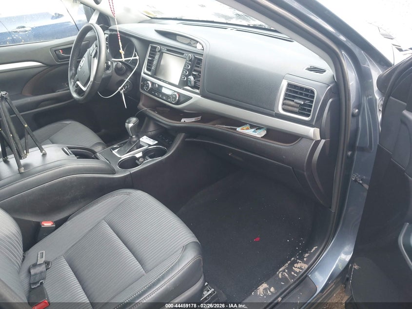 2019 Toyota Highlander Le Plus