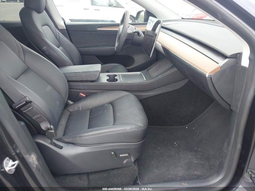 2024 Tesla Model Y Long Range Single Motor Rear-Wheel Drive/Rwd