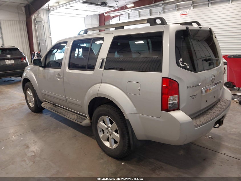 2010 Nissan Pathfinder Se