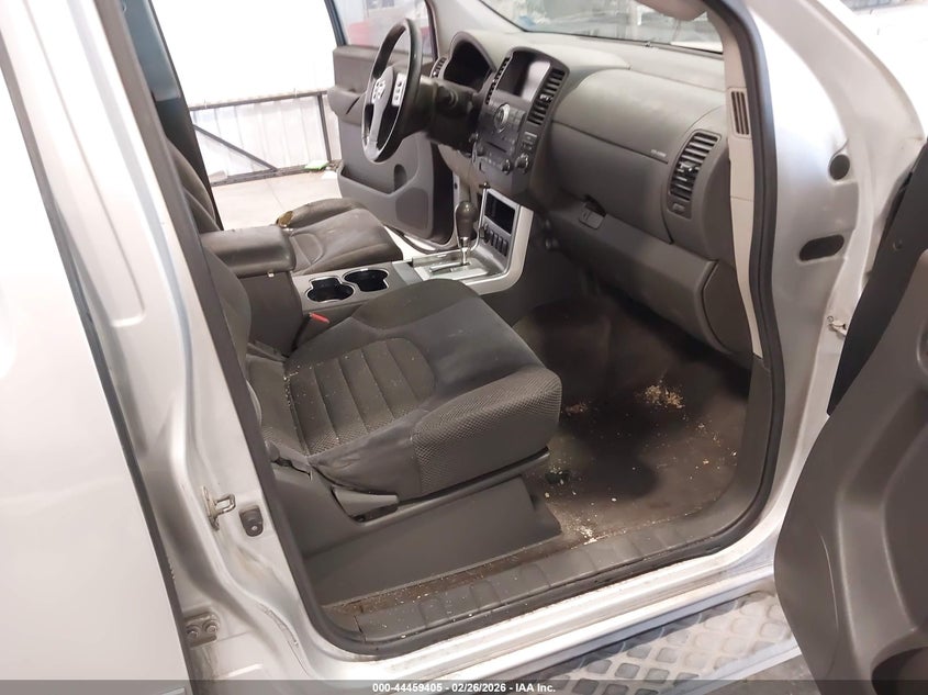 2010 Nissan Pathfinder Se