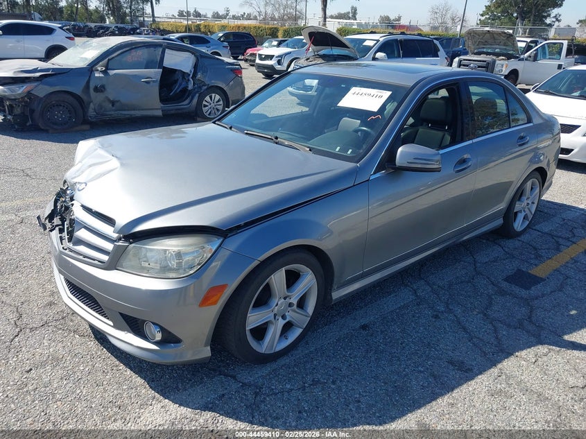 2010 Mercedes-Benz C 300 Luxury 4Matic/Sport 4Matic