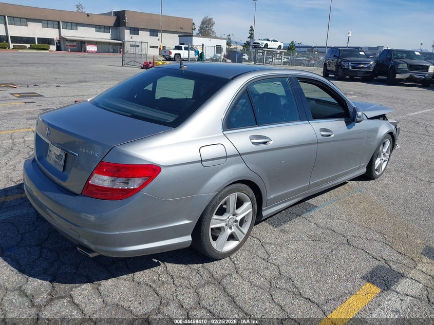 2010 Mercedes-Benz C 300 Luxury 4Matic/Sport 4Matic