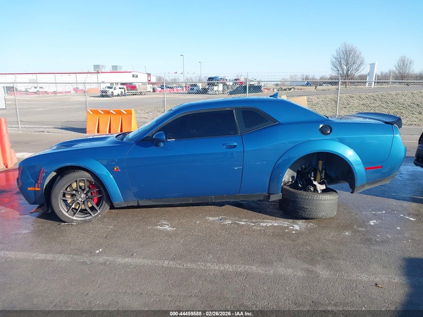 2C3CDZFJ8LH239595 2020 Dodge Challenger 6.4 R T Scat Pack Widebody blue