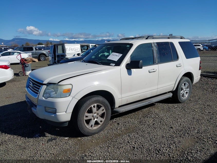2010 Ford Explorer Xlt
