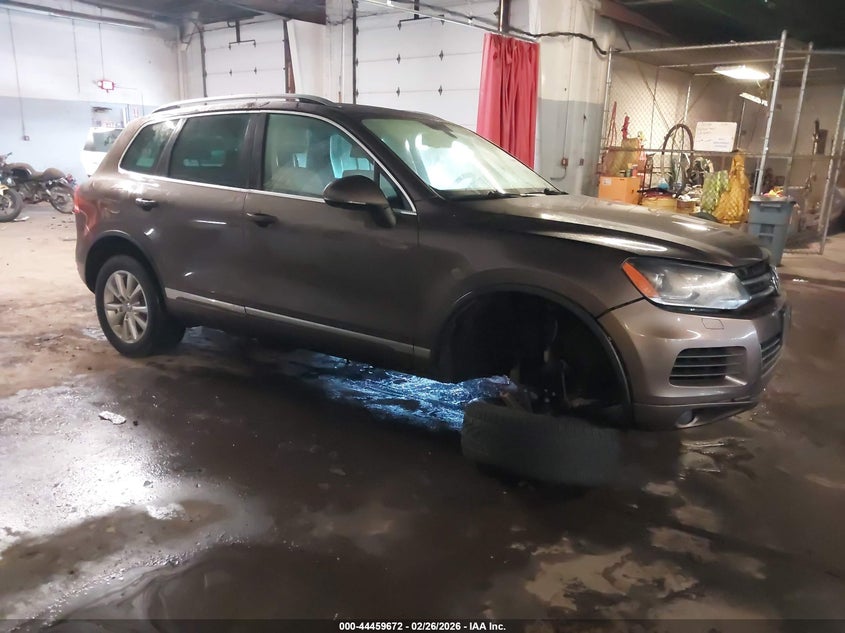 2014 Volkswagen Touareg 3.6L Sport