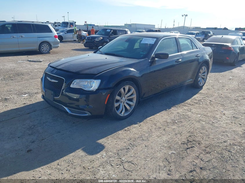 2017 Chrysler 300 Limited