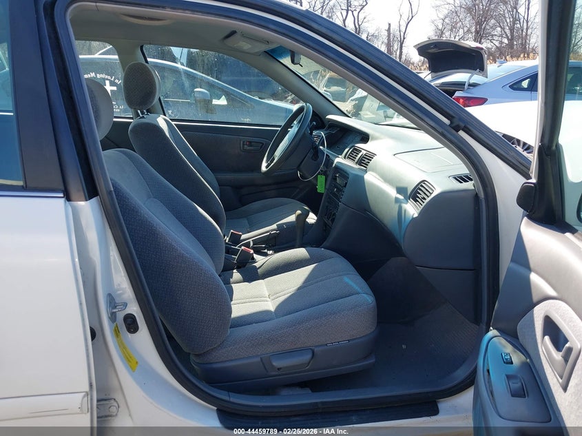 2000 Toyota Camry Le