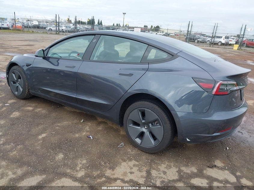 2022 Tesla Model 3 Rear-Wheel Drive