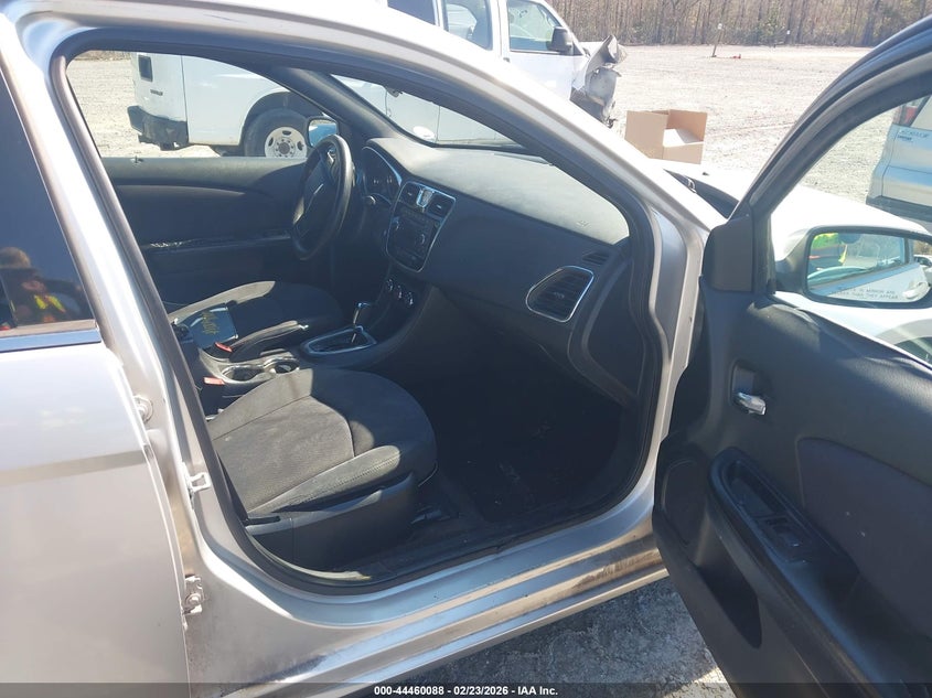 2012 Chrysler 200 2.4 Lx silver Lot 111044460088 Vin 1C3CCBAB2CN282363
