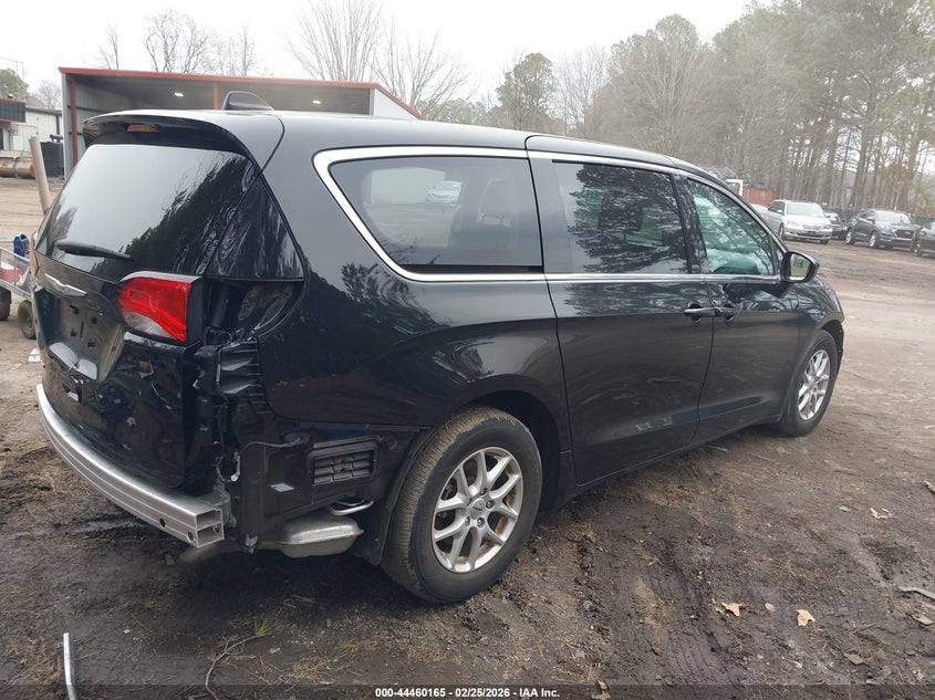 2024 Chrysler Voyager Lx