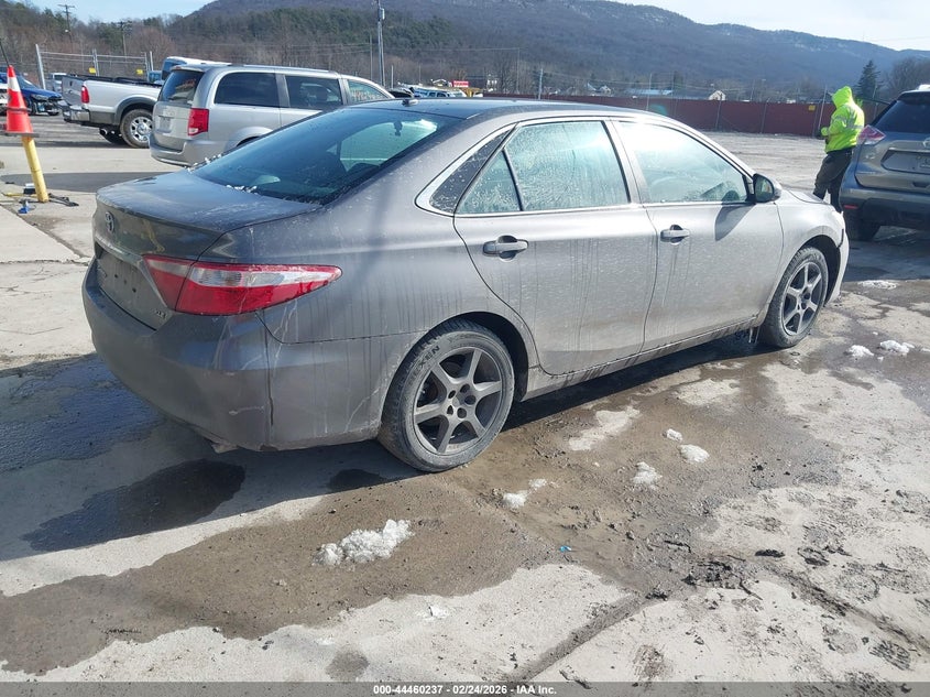 2016 Toyota Camry Xle