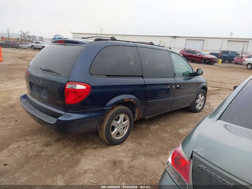2005 Dodge Grand Caravan Sxt