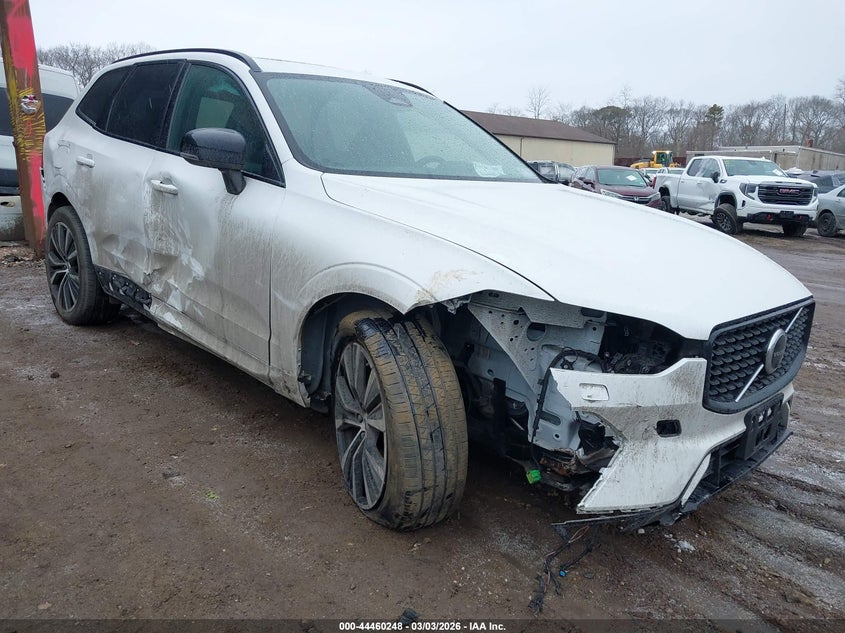 2023 VOLVO XC60 B5 PLUS DARK THEME