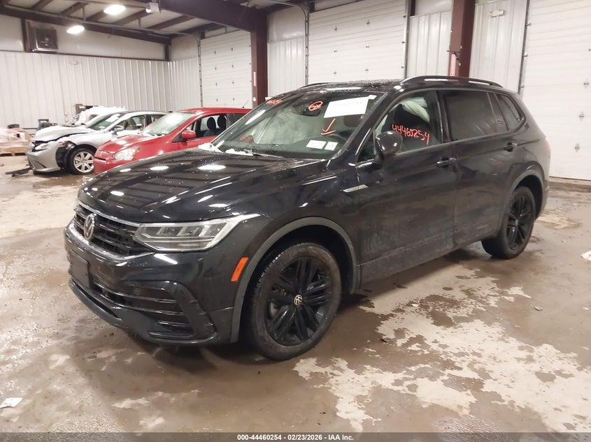 2022 Volkswagen Tiguan 2.0T Se R-Line Black
