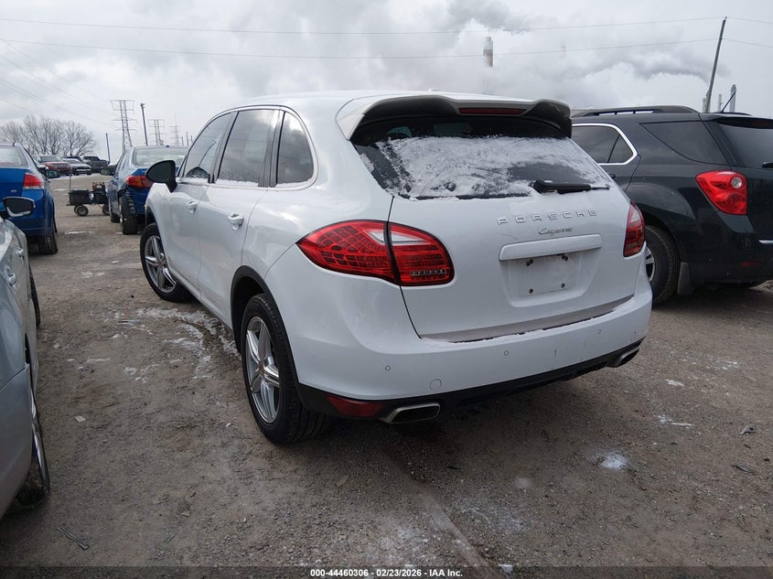 2014 Porsche Cayenne Platinum Edition