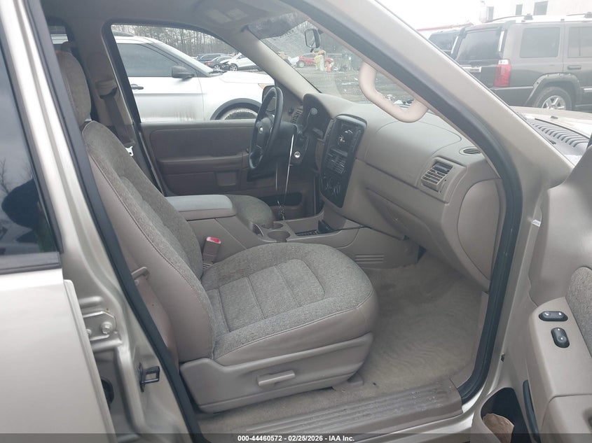 2004 Ford Explorer Xls