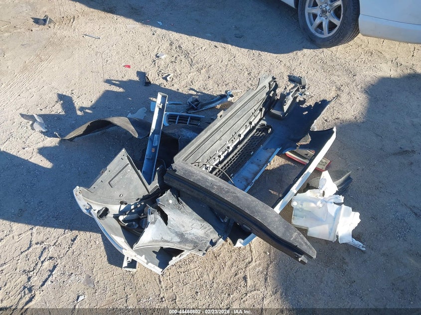 2010 Volvo V70 VIN: YV1982BW4A1163964 Lot: 44460802