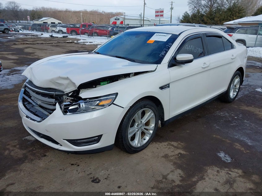 2016 Ford Taurus Sel