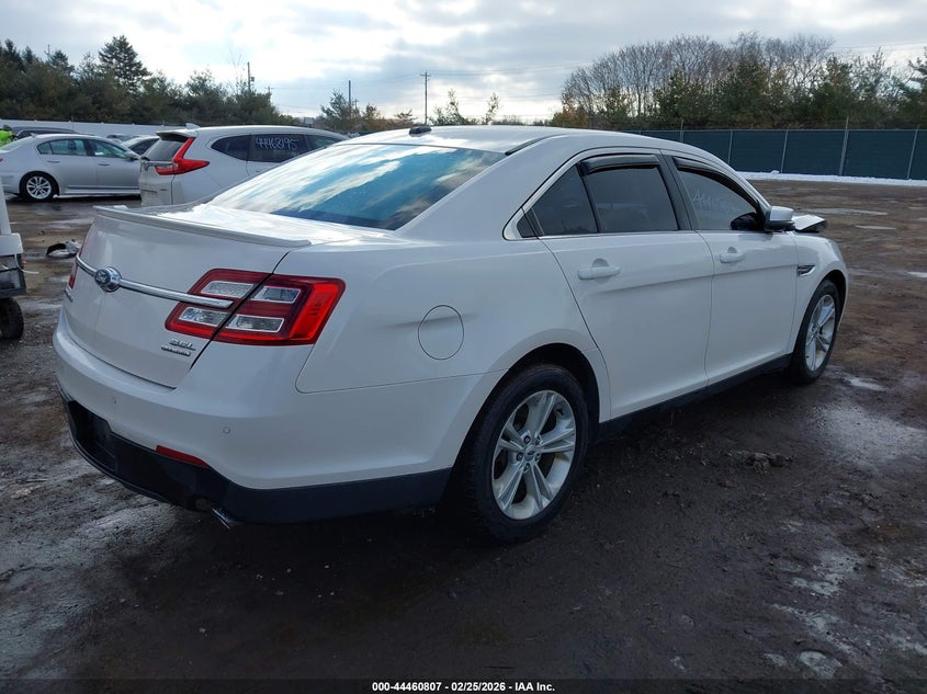 2016 Ford Taurus Sel