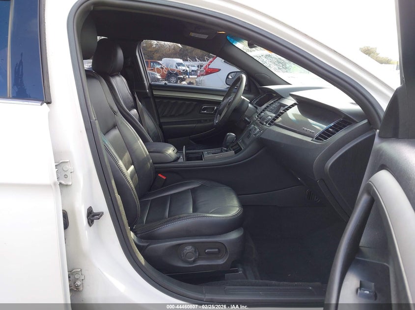 2016 Ford Taurus Sel