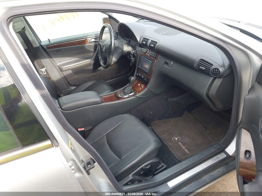 2003 Mercedes-Benz C 240