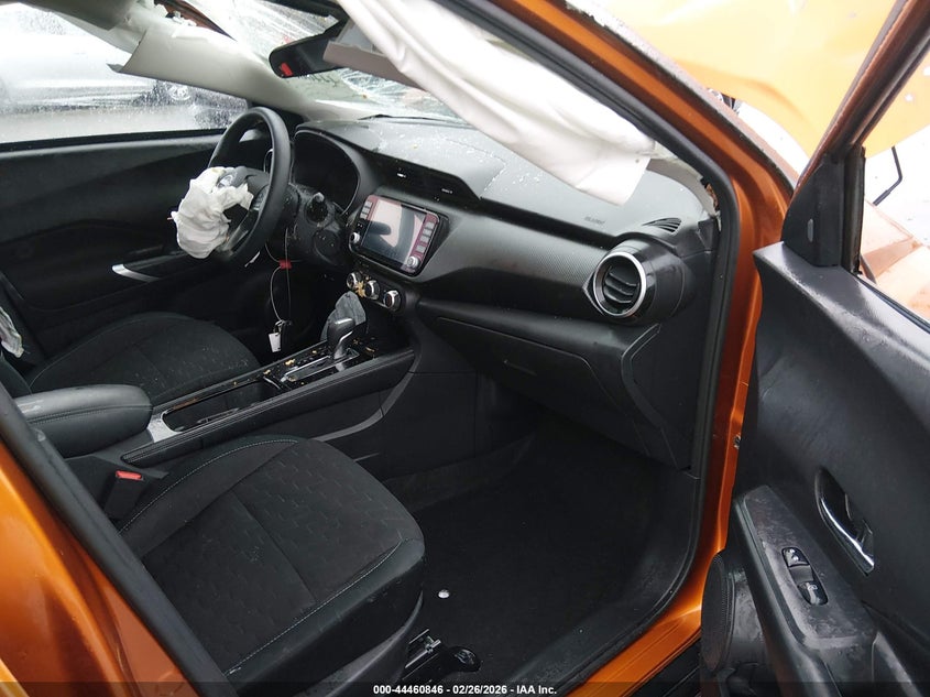 2024 Nissan Kicks Sv Xtronic Cvt